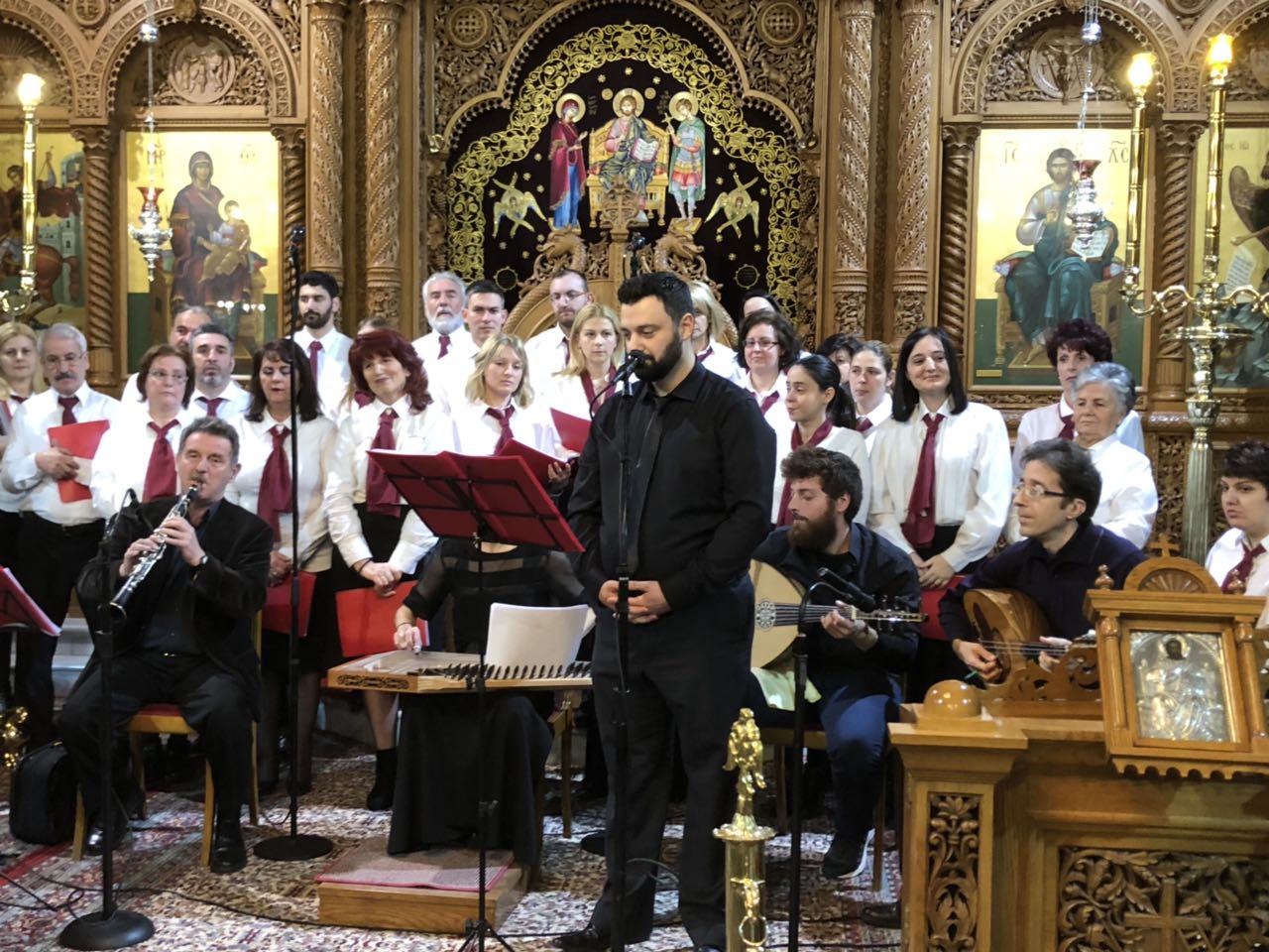 ΧΡΙΣΤΟΥΓΕΝΝΙΑΤΙΚΗ ΣΥΝΑΥΛΙΑ ΣΤΟΝ ΙΕΡΟ ΝΑΟ ΑΓΙΟΥ ΔΗΜΗΤΡΙΟΥ ΝΕΑΣ ΕΛΒΕΤΙΑΣ ΒΥΡΩΝΟΣ